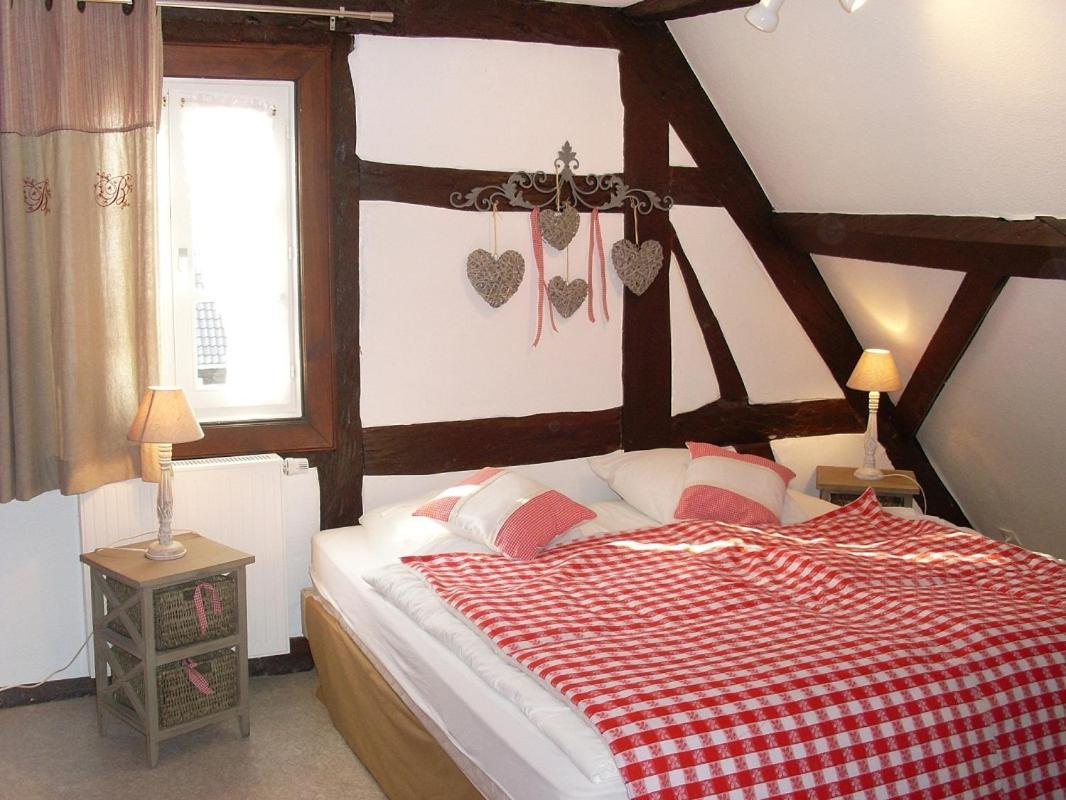 Gites Et Chambres D'Hotes Maison Ungerer Hunspach Exterior photo